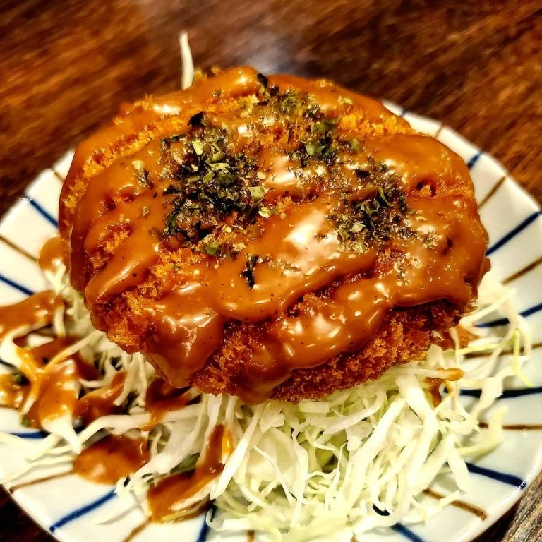 肉汁じゅわわっ〜と爆発！！メンチカツ💥