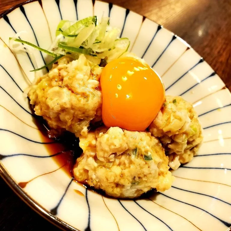 創作鶏つくねの逸品☆釜玉つくね、いかがっすかー！？😙