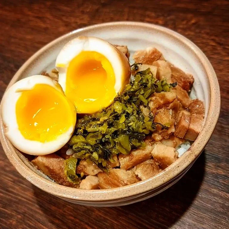 半熟煮玉子が嬉しい♡ルーローハン