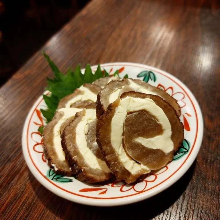 新メニュー！いぶりがっこクリームチーズ