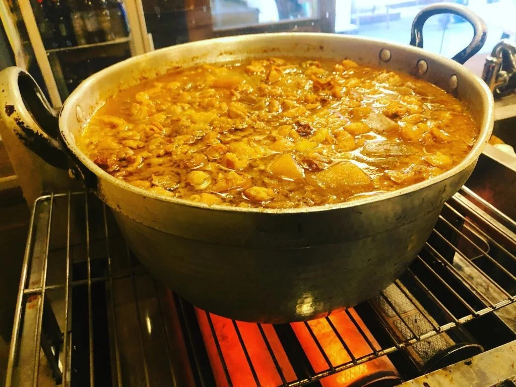 今日も気合いを入れて煮込んでいます❗️